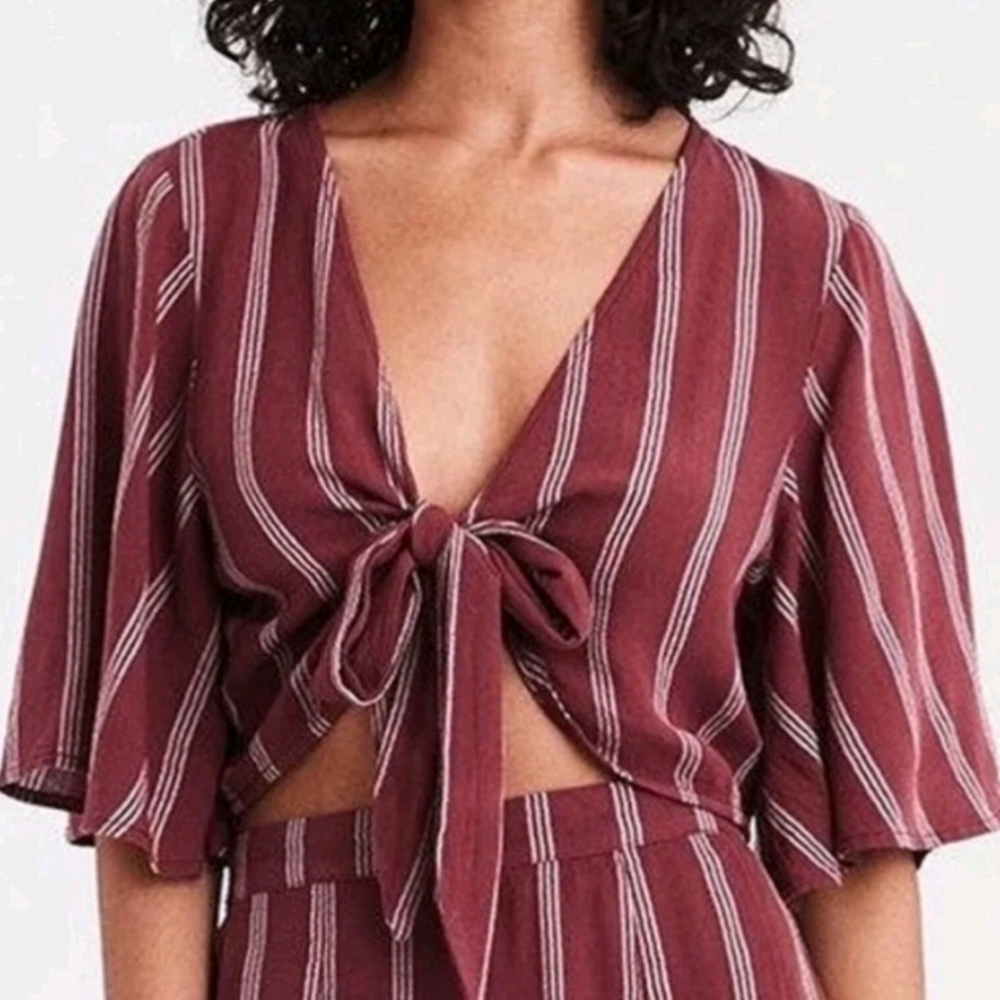 American Eagle Outfitters Burgundy Striped Tie-Front Blouse Size S NWOT